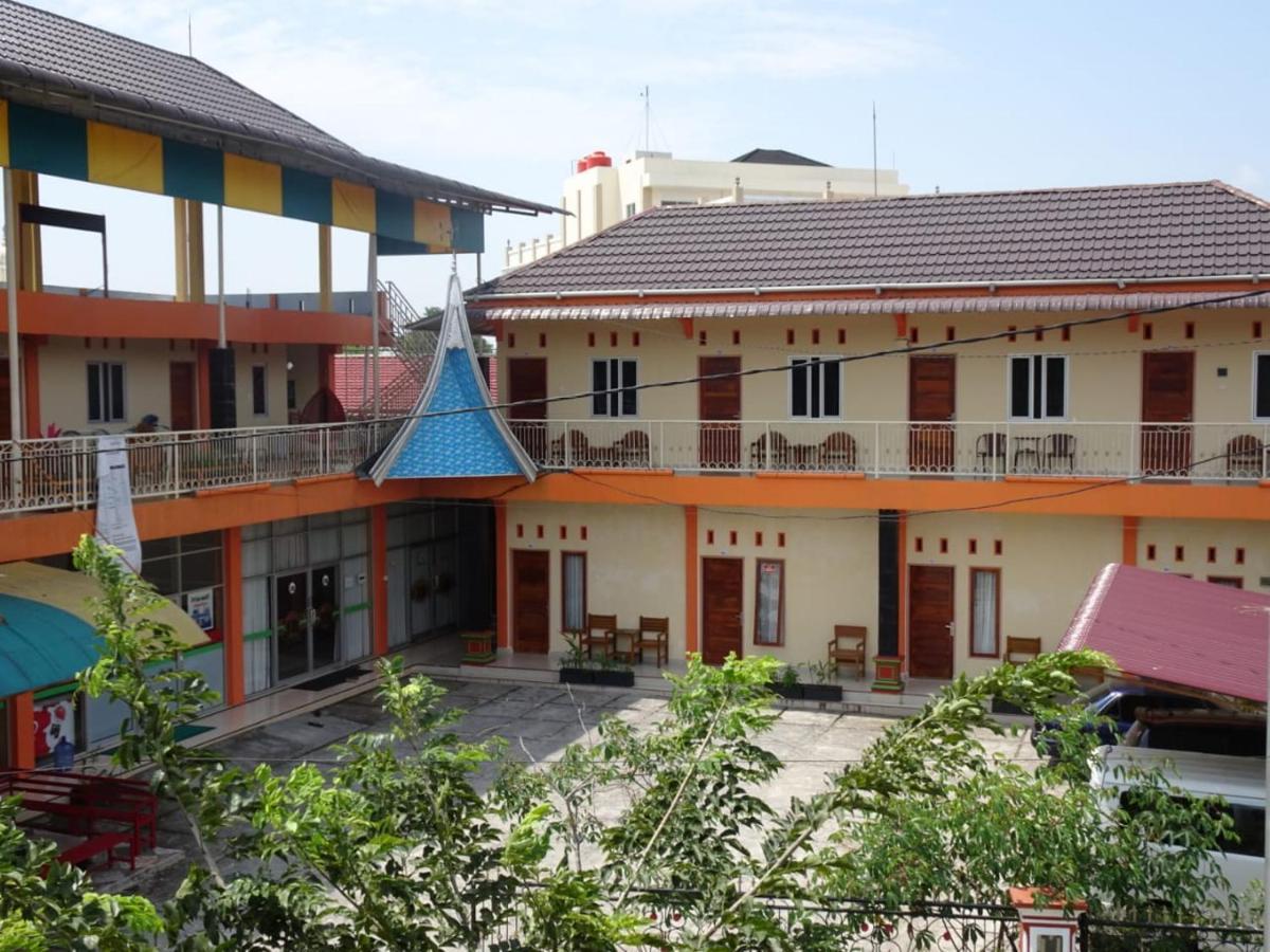 Penginapan Intan Bandara Παντάνγκ Εξωτερικό φωτογραφία