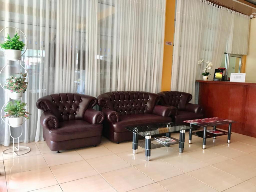 Penginapan Intan Bandara Παντάνγκ Εξωτερικό φωτογραφία